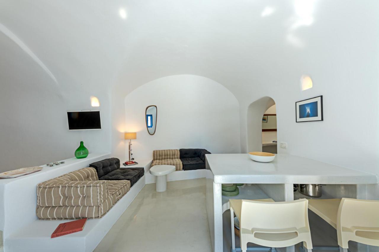 Vila Crown Of Fira Firostefani Exteriér fotografie