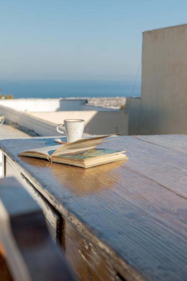 Vila Crown Of Fira Firostefani Exteriér fotografie