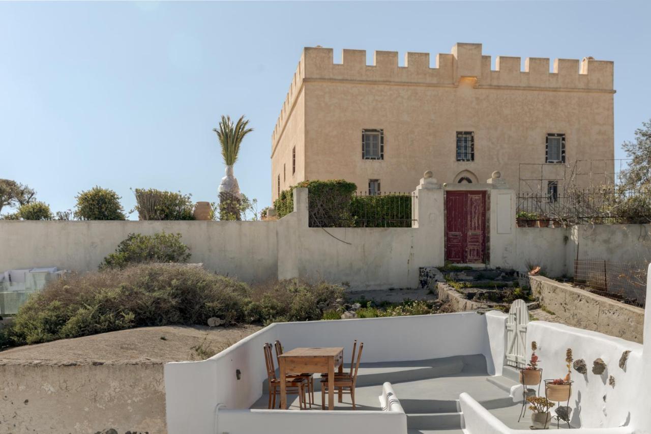 Vila Crown Of Fira Firostefani Exteriér fotografie