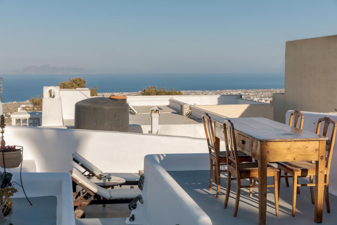 Vila Crown Of Fira Firostefani Exteriér fotografie