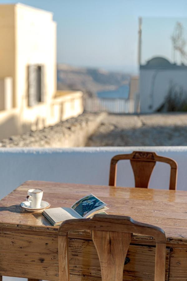 Vila Crown Of Fira Firostefani Exteriér fotografie