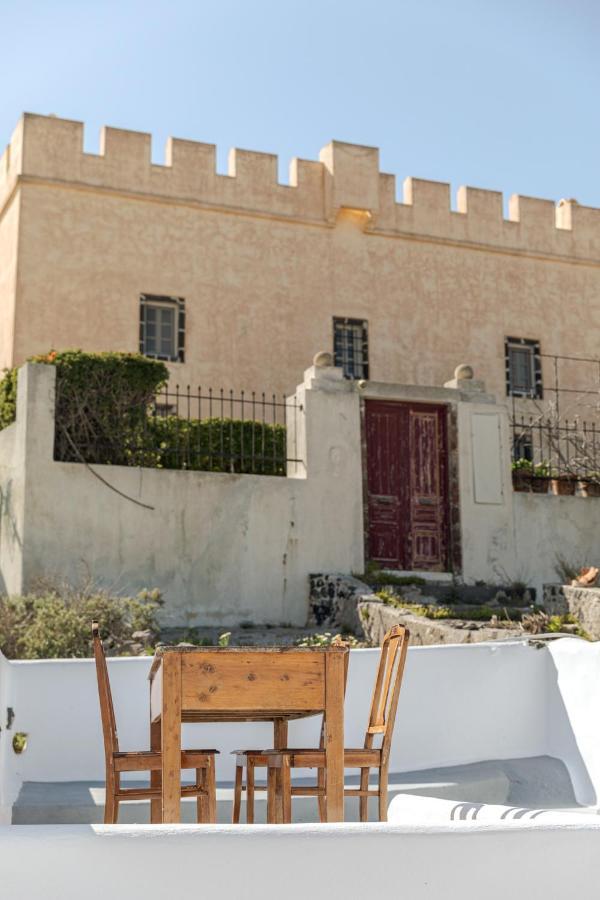 Vila Crown Of Fira Firostefani Exteriér fotografie
