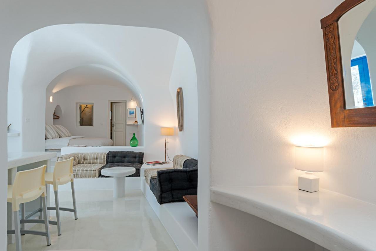 Vila Crown Of Fira Firostefani Exteriér fotografie